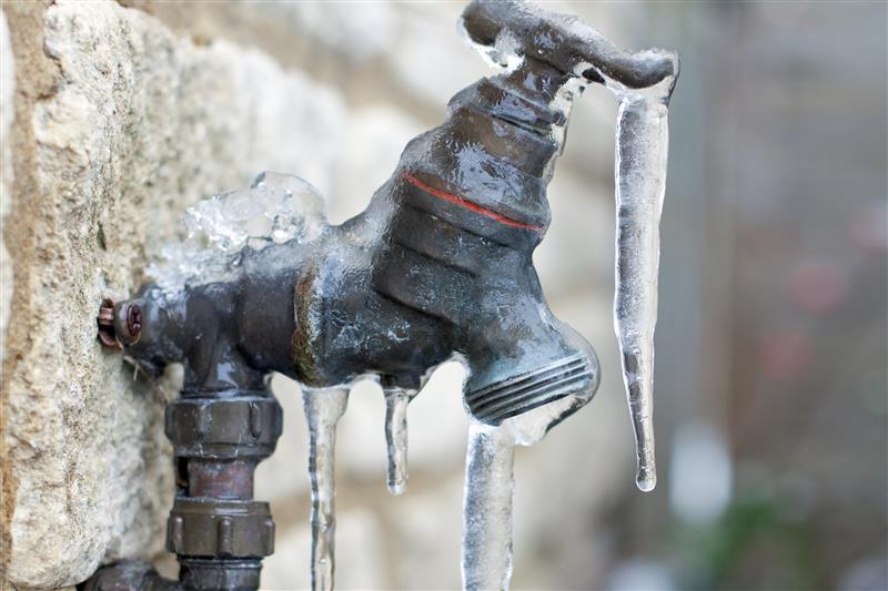 Thawing Out Frozen Pipes